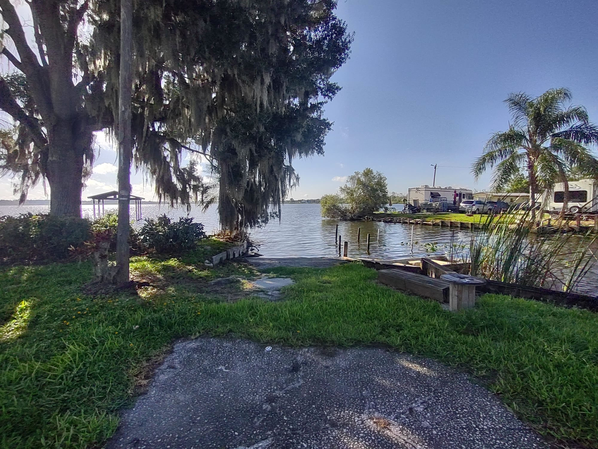 Waterfront RV Park in Florida